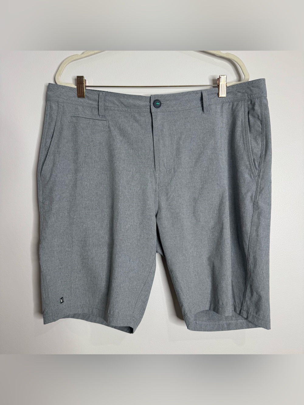 Linksoul Men's Gray Athletic Golf Shorts 10" Inseam Size‎ 38